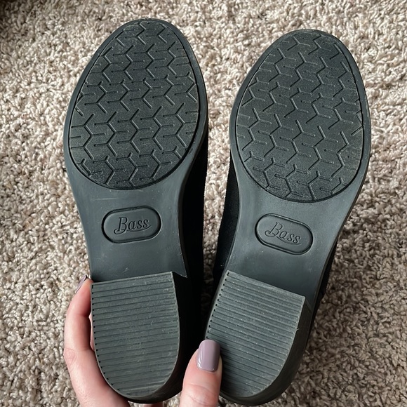 GH BASS black suede ankle booties - Picture 3 of 6